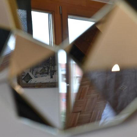 Apartman S Klavirem Леднице Екстериор снимка