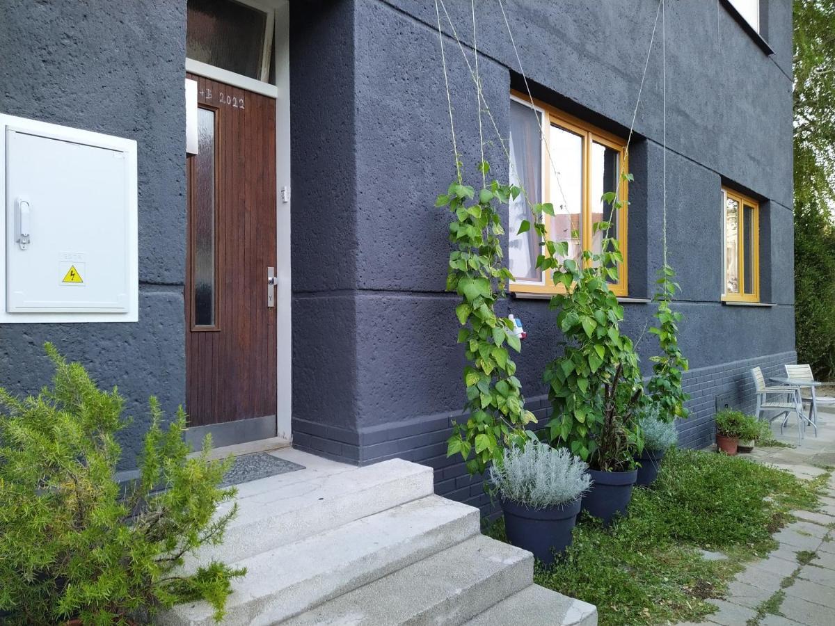 Apartman S Klavirem Леднице Екстериор снимка